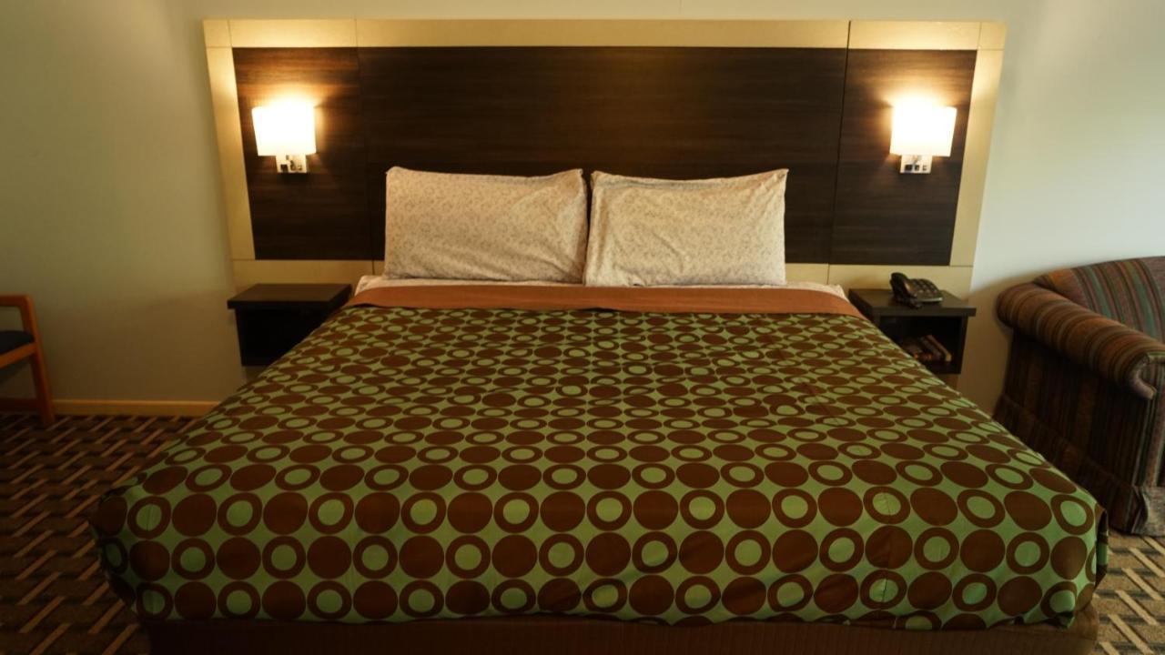 Budget Host Inn Fridley Dış mekan fotoğraf