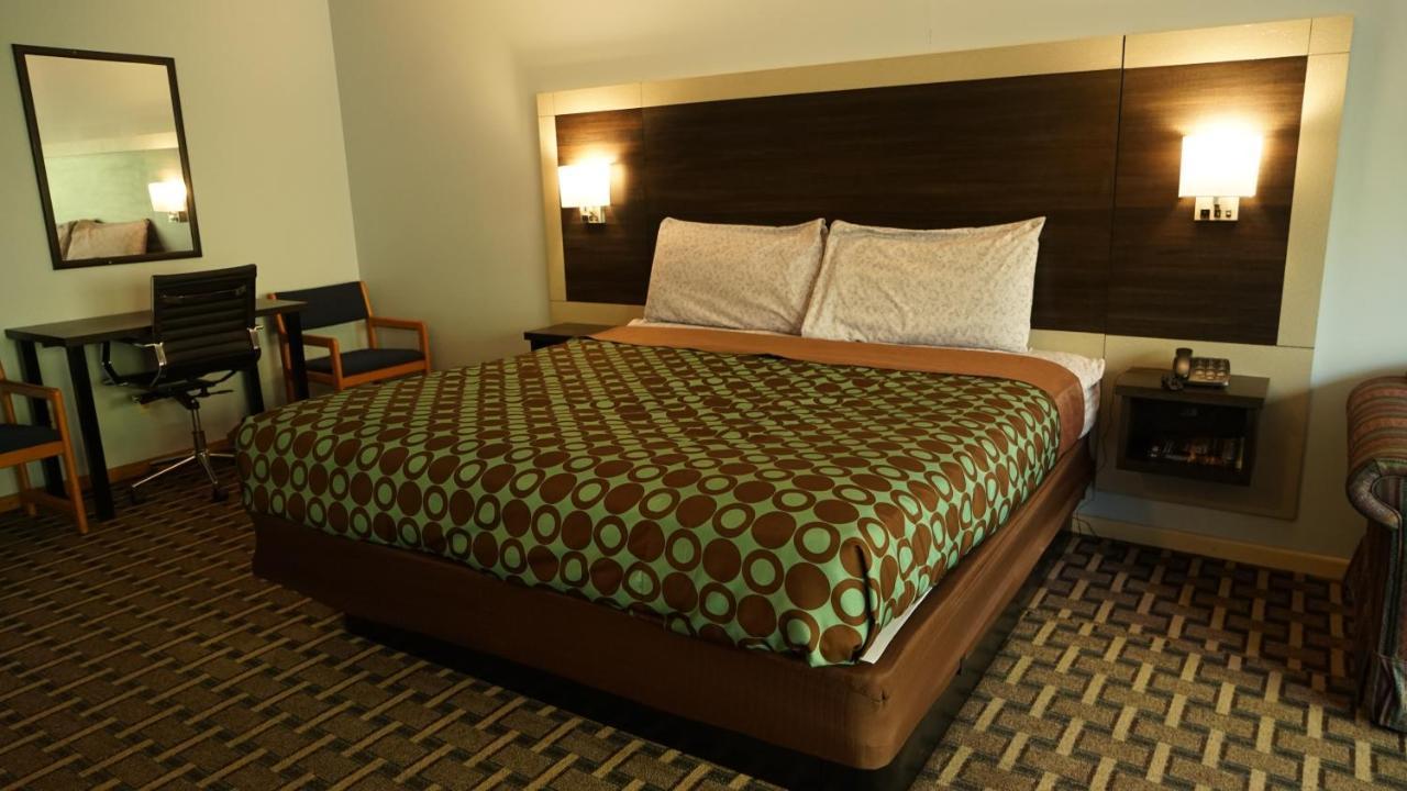 Budget Host Inn Fridley Dış mekan fotoğraf