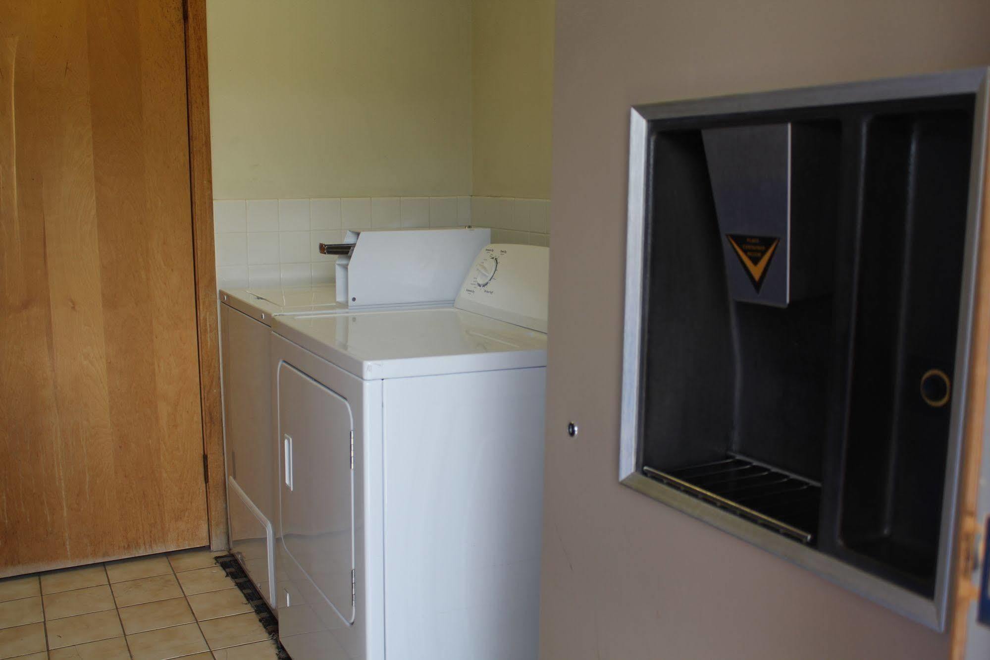 Budget Host Inn Fridley Dış mekan fotoğraf