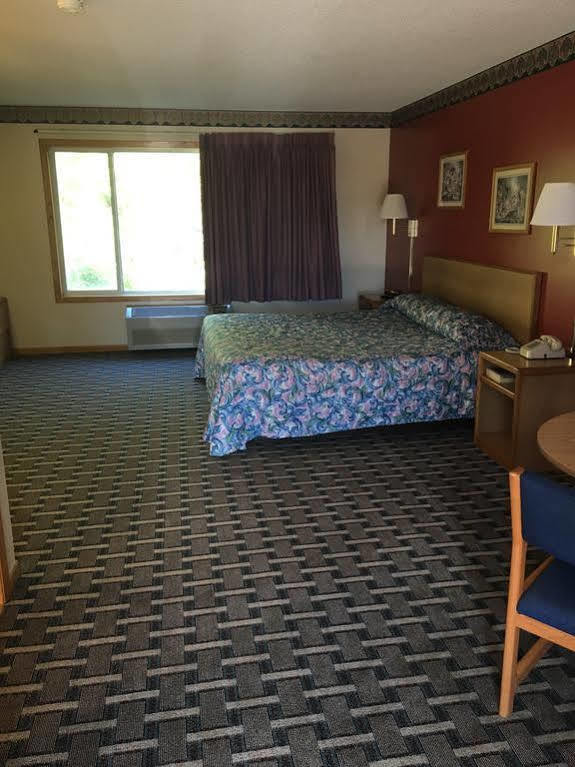 Budget Host Inn Fridley Dış mekan fotoğraf