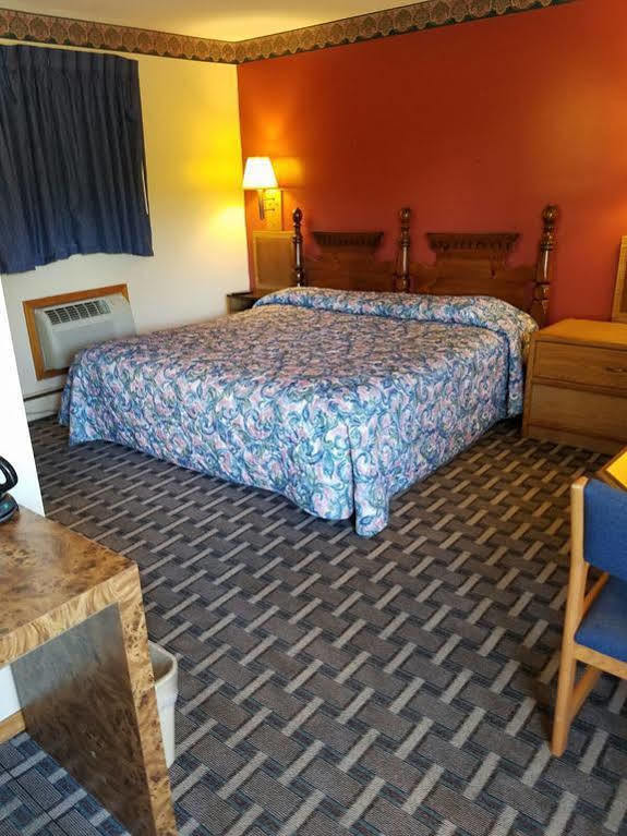 Budget Host Inn Fridley Dış mekan fotoğraf